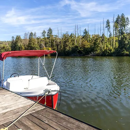 La Petite Maison Au Bord De L'eau Hébergement de vacances Hastiere-par-dela